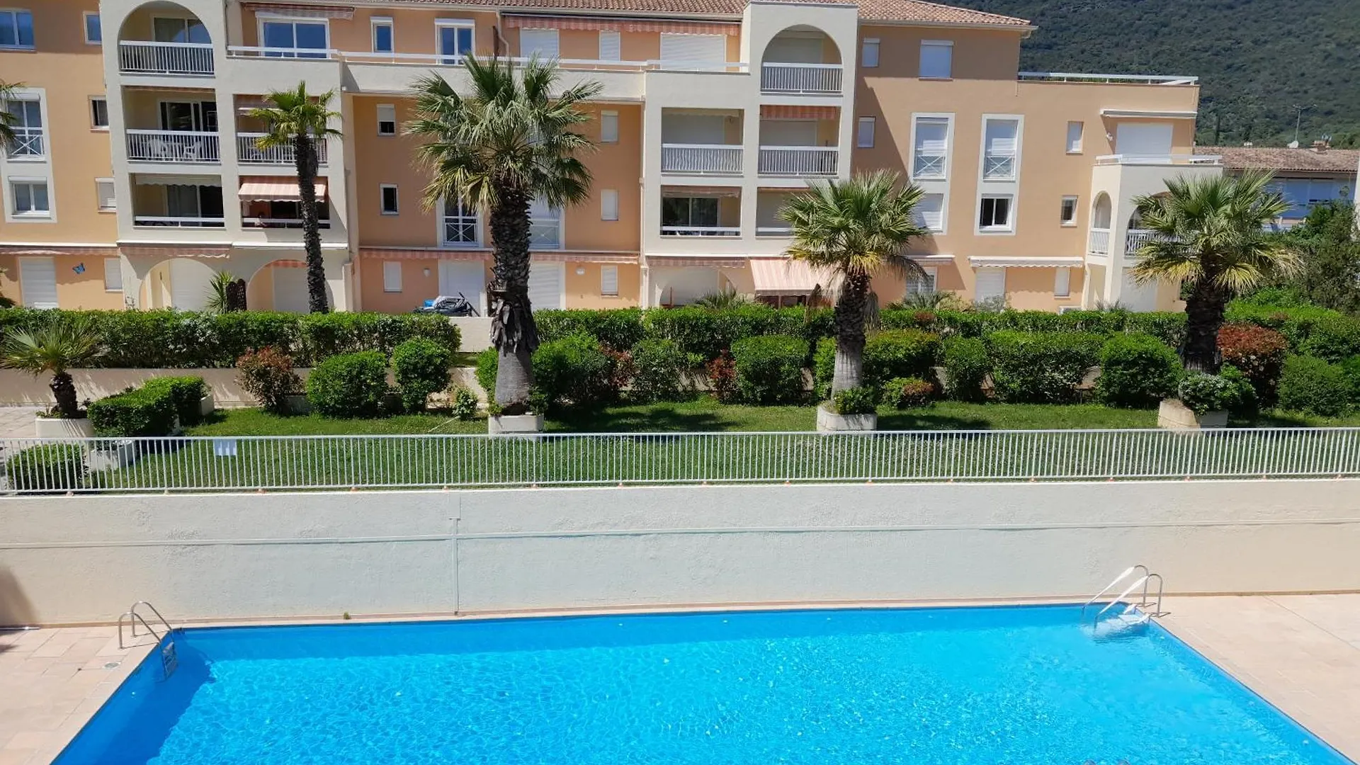 Home Cavalaire location